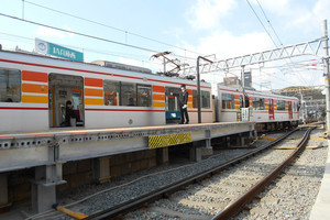 山陽電気鉄道、大塩駅の上り特急ドアカット2/28終了 - ホーム延伸