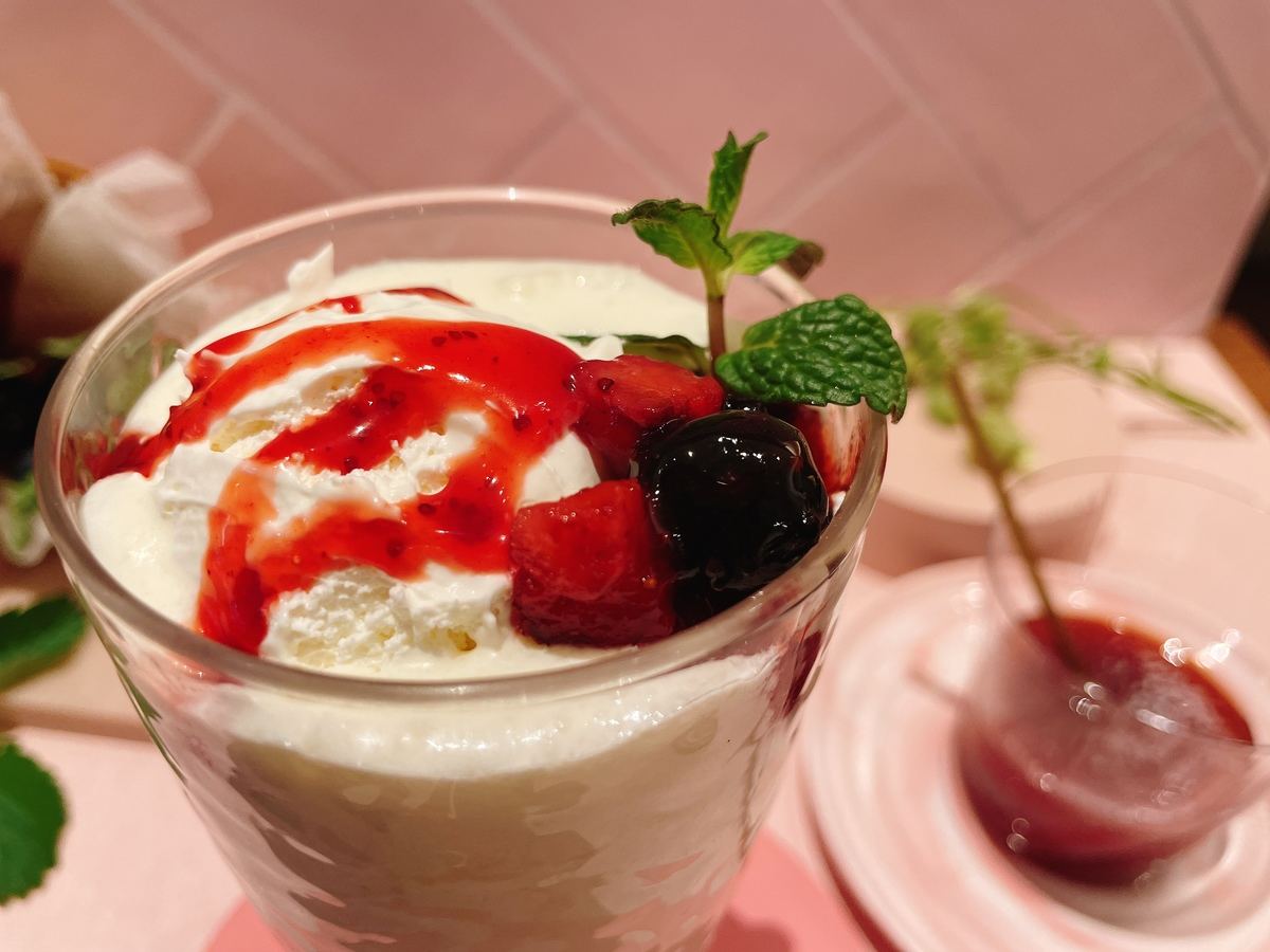 4種のベリーのチーズフロスティ