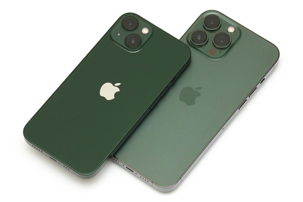 アイフォン 13 グリーン