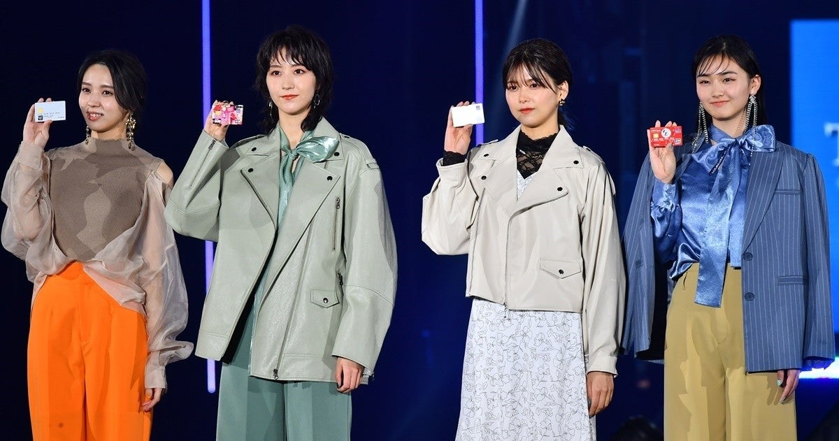 櫻坂46、渡邉理佐・小林由依ら4人がTGC登場 春色コーデで華やかに