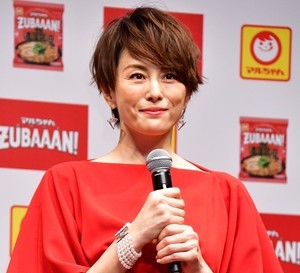 米倉涼子「大嫌いだった坂を上がるように」と将来的には山登りにも意欲