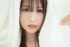 YouTuber森元流那、初ランジェリーの1st写真集「中身すごい」「結構やばい」