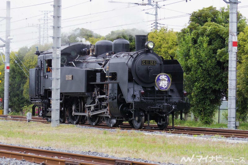 東武鉄道が復元、C11形123号機が試運転 - 運行開始前に3重連披露も