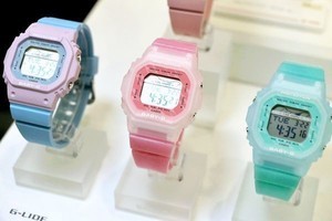 G-SHOCKとBABY-G、レインボーIPで仕上げた「イルクジ」2022年モデル