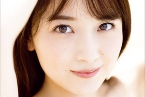 森戸知沙希、最新写真集『with thanks』電子化　愛犬との共演ショットも