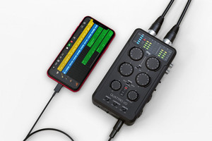 モバイル・オーディオ/MIDIインターフェース「iRig Pro Quattro I/O」発表