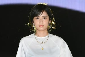 久慈暁子、ガルアワで堂々ランウェイ　MC＆モデルとして活躍