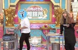 SKY-HIがコント初挑戦、かわいいギャル店員役で芸人・Tと共演