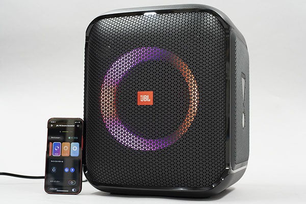 JBL、キューブ型重低音スピーカー「PartyBox Encore」。ポータブルPAに