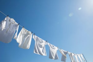 洗濯したら「外干しで」が6割、「乾かし方」には男女差も