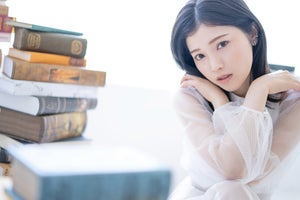 声優・石原夏織、9thシングル「夢想的クロニクル」のジャケット写真を公開