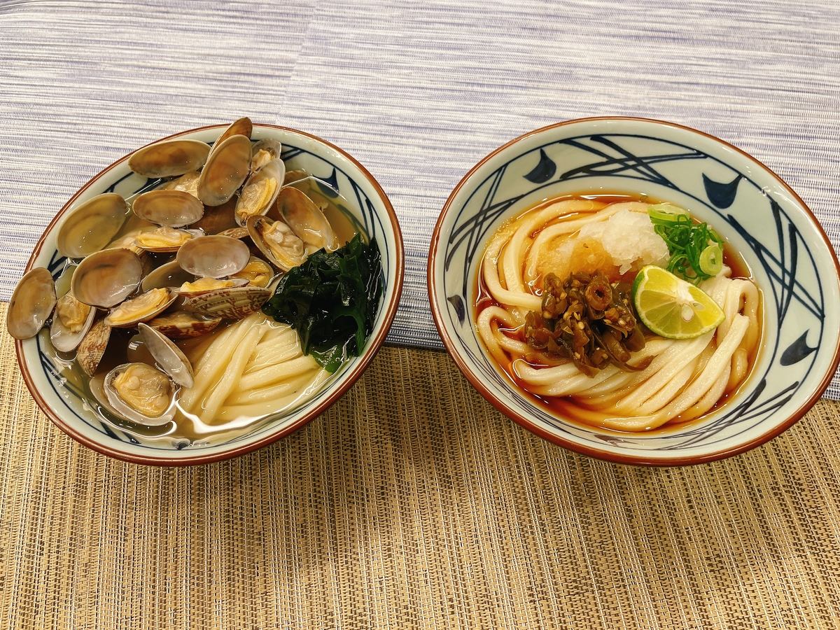 新作「あさり冷かけうどん」と「青唐おろしぶっかけうどん」