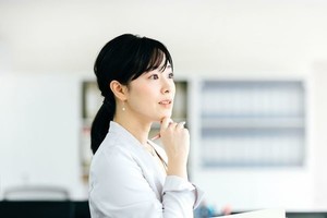 「お手すきの際に」は敬語? 意味や使い方に例文、注意点や言い換えも紹介