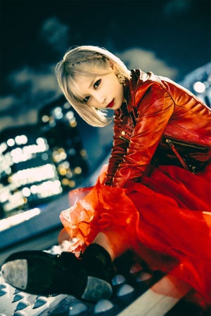 ReoNa、6thシングル「シャル・ウィ・ダンス？」よりニュービジュアルを公開
