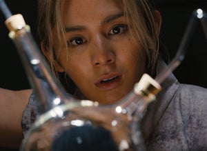 山田涼介、内野聖陽が複数の役を演じ分け! 『鋼の錬金術師』本編映像を放出