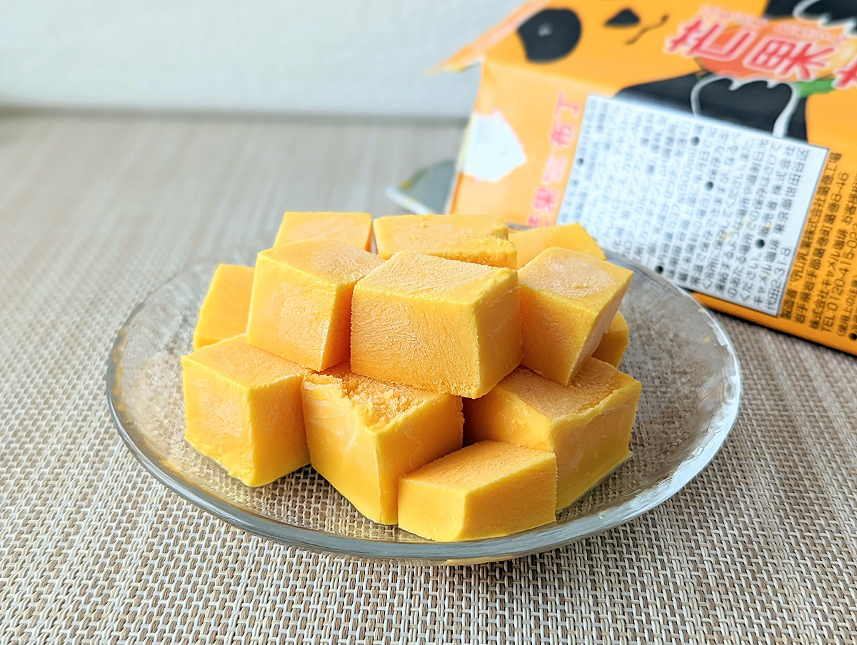 KALDIの人気デザートがアイスに変身!? パンダマンゴープリン杏仁豆腐氷をひんやり美味しく食べてみた | マイナビニュース