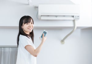 エアコンのフィルターが汚れていると商品電力が12％も悪化! 簡単にできるフィルター掃除方法と節電方法をご紹介