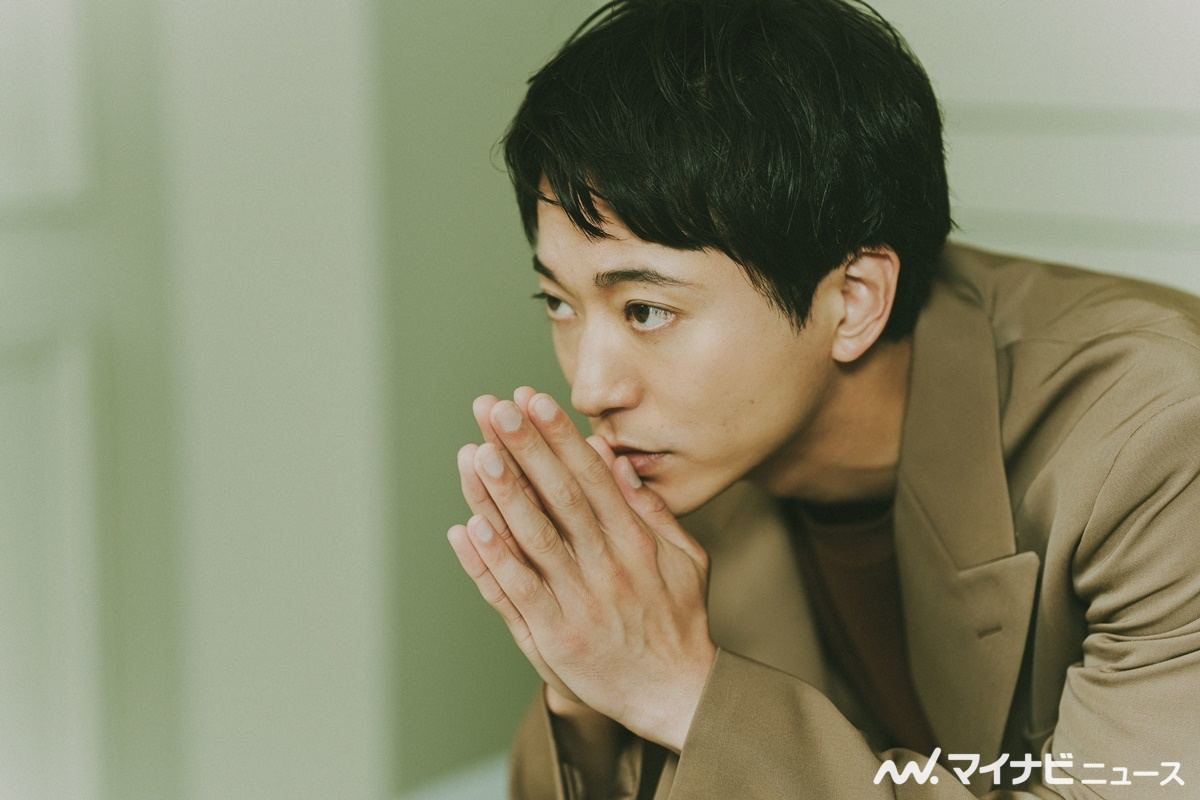 俳優の浅香航大　撮影：宮田浩史