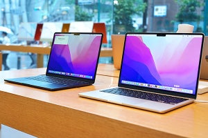 M2搭載「MacBook Air」販売開始、若干数ながら持ち帰り用の在庫も用意