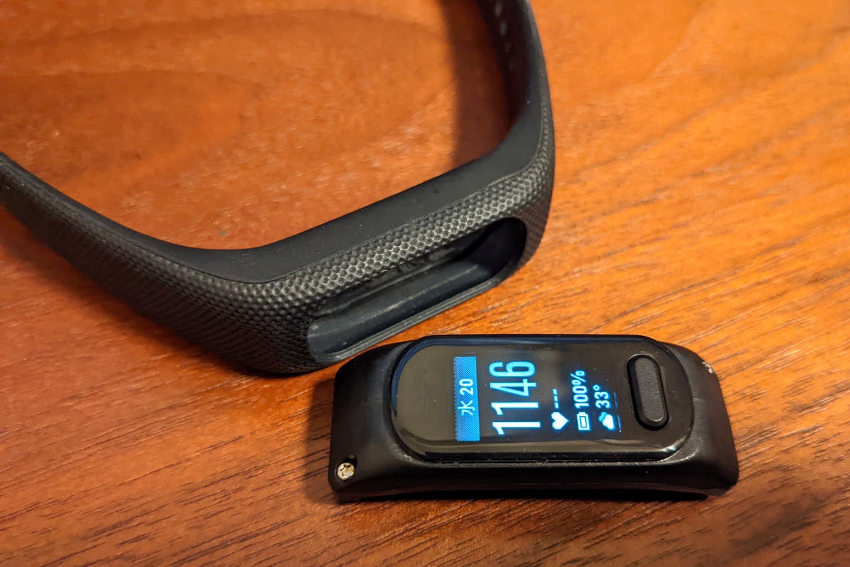 売れ筋オンラインストア 【週末値引】GARMIN vivosmart5