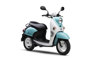 ヤマハ発動機、電動スクーター「E-Vino」発売 - バッテリー容量アップ、新色2カラー