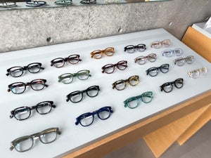 「JINS」が定番メガネを全面刷新! カラバリ20色のモデルも