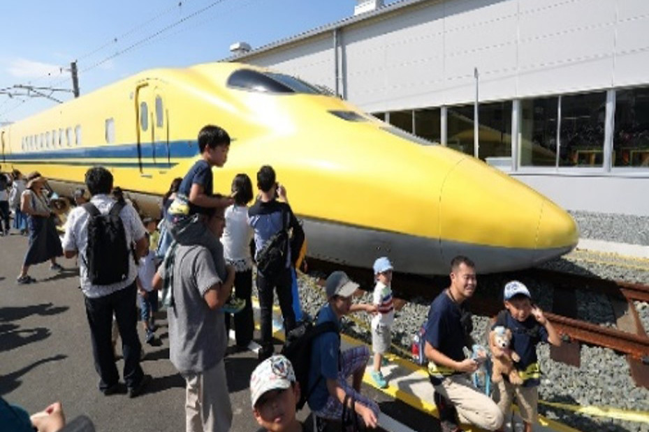 JR東海 東海道新幹線 浜松工場へGO ドクターイエロー サコッシュ パズル 馴染ま