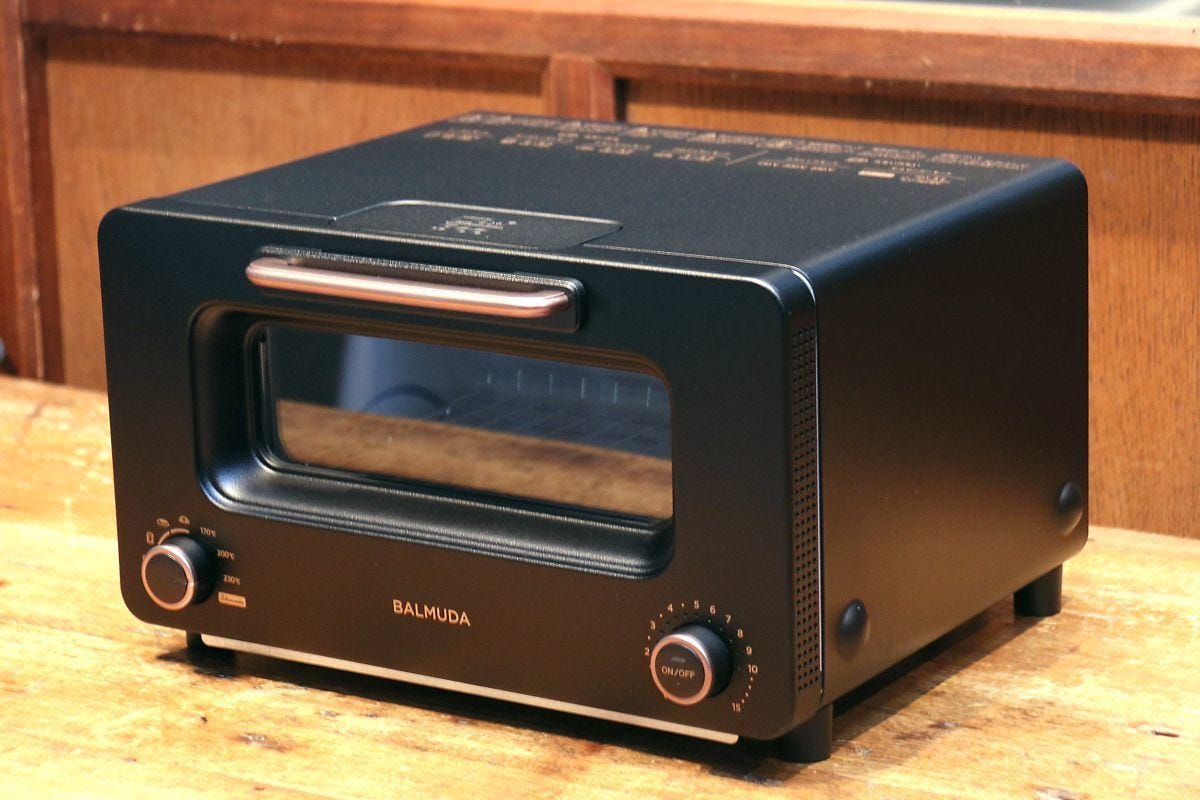 バルミューダの新「BALMUDA The Toaster Pro」、パンの美味しさに作る 