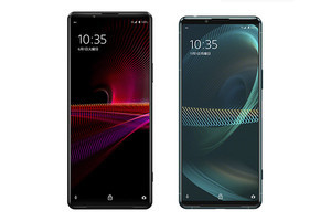 au、「Xperia 1 III／5 III」のセキュリティアップデート