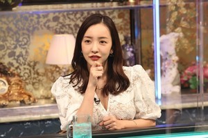 板野友美、夫・ヤクルト高橋投手と“仕事現場に来てほしいか”で見解相違