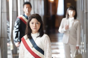 宮澤エマ『相棒』出演決定　初回「ペルソナ・ノン・グラータ」には木村佳乃、柄本明も
