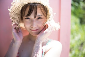 柚来しいな、水着カット初挑戦の1st写真集「いつもとは違う表情を見てほしい」