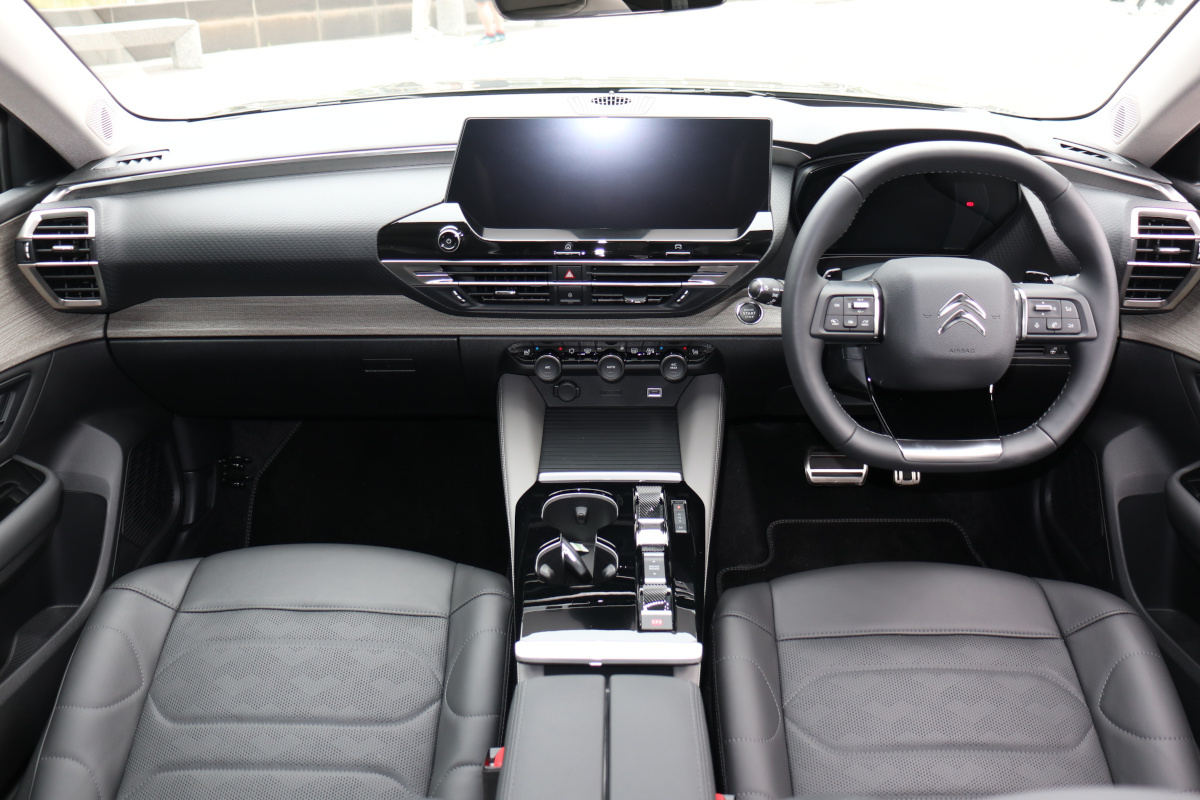 シトロエン「C5 X」