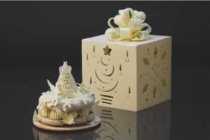 指輪が飾られたケーキにプロポーズの予感！　リーガロイヤルホテル京都の特別なケーキでお祝いする今年のクリスマス