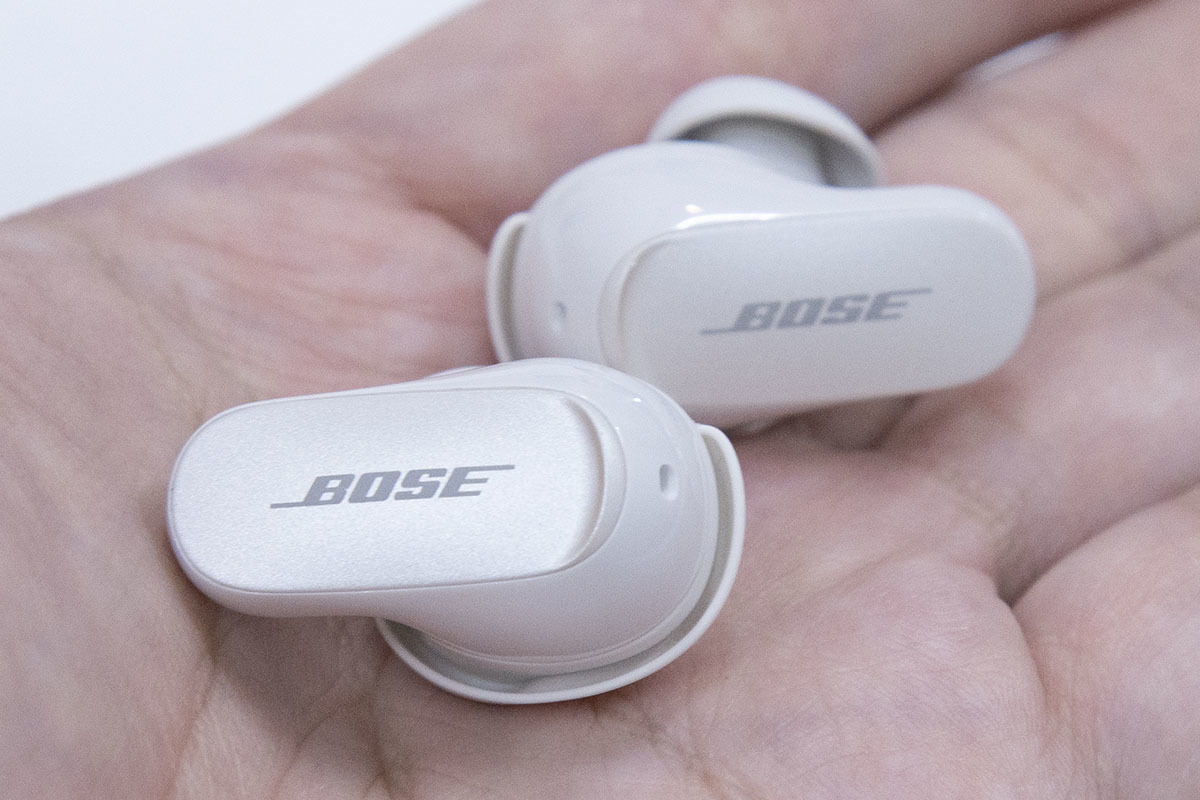傷あり】Bose QuietComfort Earbuds ソープストーン - イヤフォン 傷あり】Bose QuietComfort Earbuds ソープストーン - イヤフォン