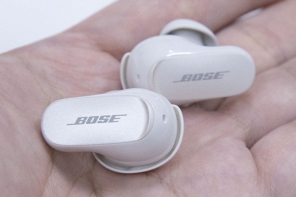 ボーズ完全ワイヤレス2代目、「QC Earbuds II」にさっそく触れて