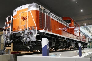 京都鉄道博物館、DD51形車両解説セミナー＆100系車内公開など開催