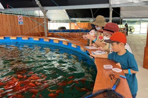 沖縄県うるま市に熱帯魚釣りができる屋内釣堀施設が登場