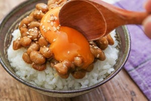 【ガッツリうまい】最強コラボ”たれ納豆飯”レシピに2.1万いいね! - 「作るしかない」「する価値あるぞ...! 」