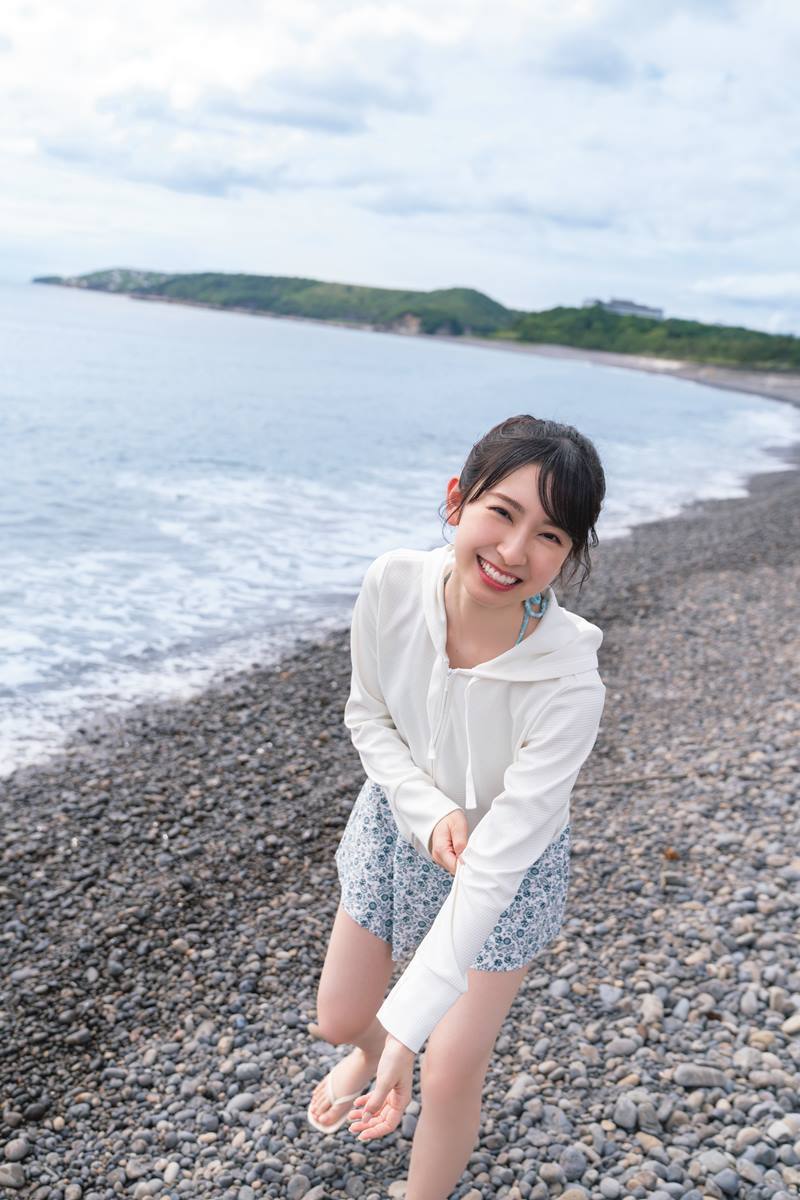 日向坂46金村美玖、1st写真集で初の水着&ランジェリー「19歳ありのままの私」 | マイナビニュース