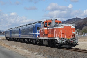 JR東日本「DLすいぐん号」12系客車5両をディーゼル機関車2機が牽引