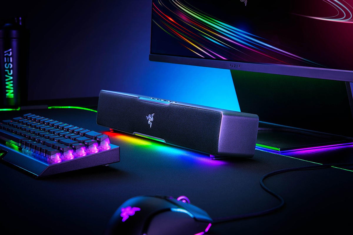 Razer、幅40cmの小型ゲーミングサウンドバー「Leviathan V2 X」 | マイ