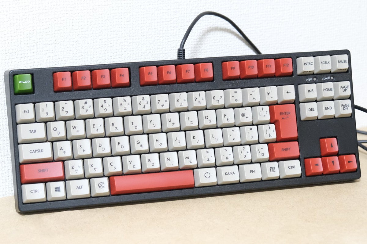 光る静かなキーボードが欲しくて「Pulsar Gaming Gears PCMK JIS TKL 