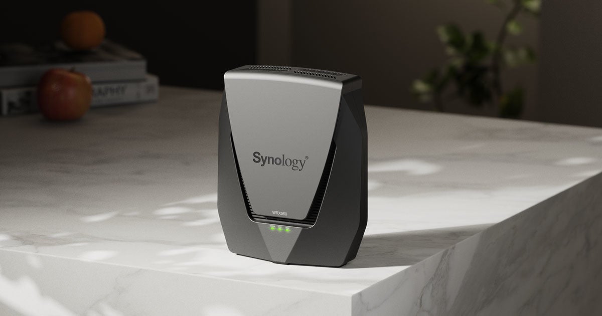 Synology、アンテナ内蔵のメッシュWi-Fi対応ルーター「WRX560