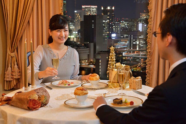 大阪の夜景をふたりきりで リーガロイヤルホテルのクリスマスプライベートプラン マイナビニュース