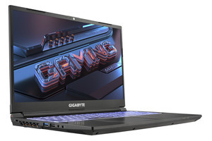 GIGABYTE、240Hz駆動ディスプレイ搭載の15.6型ゲーミングノートPC