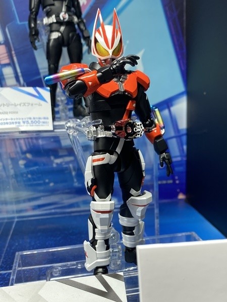 78％以上節約 S.H.Figuarts 仮面ライダーギーツ マグナムブースト