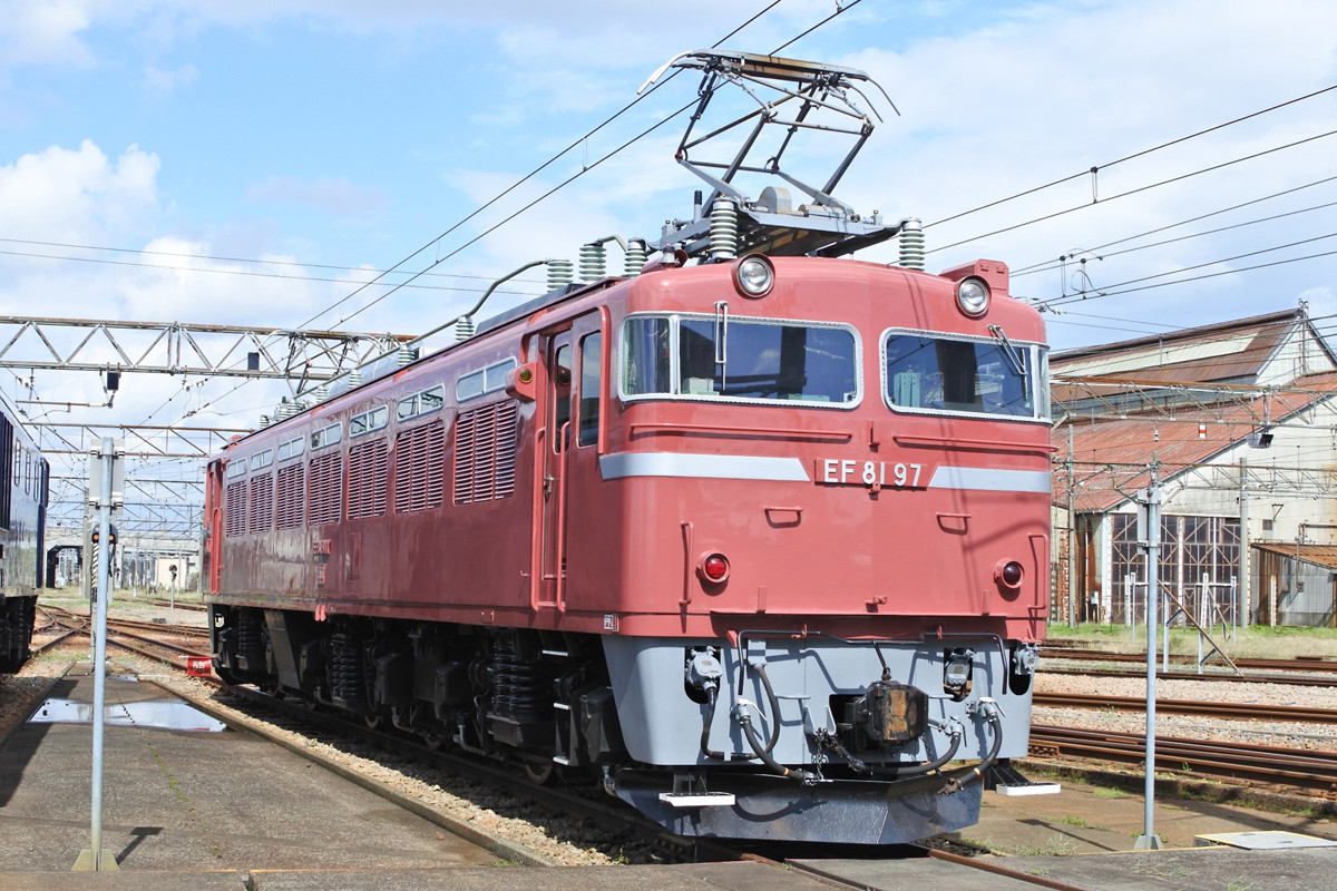 JR東日本、EF81形「イブニング撮影会 in 長岡車両センター」開催