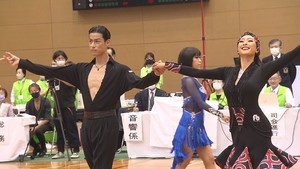 浅田舞、オチョと4度目の社交ダンス全日本選手権! 妹・真央への感謝と葛藤も語る