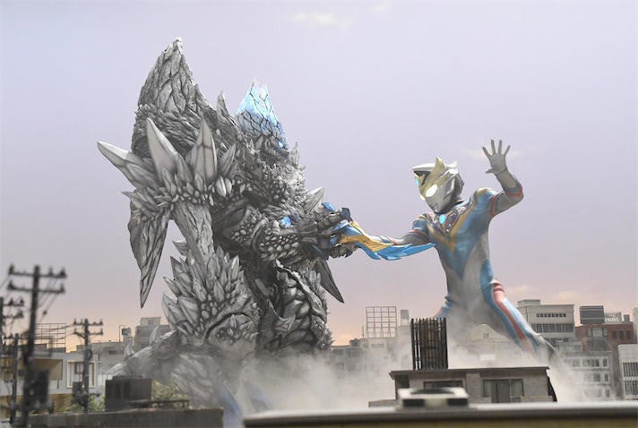 ウルトラマンデッカー 最強最悪の敵マザースフィアザウルス マイナビニュース